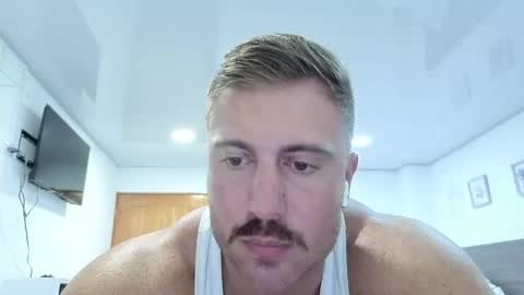 Snapshot of toro_arrapato chatting on March 17, 2026, 1:21 am toro_arrapato online show from March 17, 2026, 1:21 am