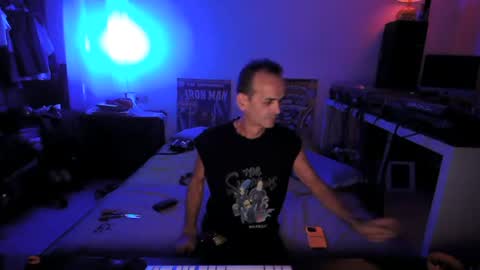 Snapshot of torosko chatting on July 7, 2026, 10:25 pm Torosko online show from July 7, 2026, 10:25 pm