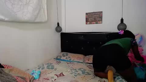 tory_montannaxx online show from March 11, 2025, 10:40 am