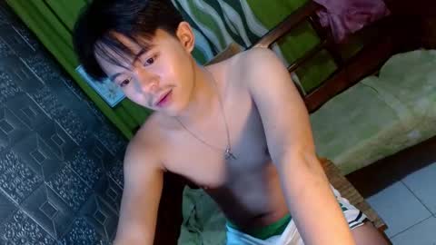 Snapshot of toshirokunn chatting on February 18, 2025, 12:37 am Toshiro online show from February 18, 2025, 12:37 am