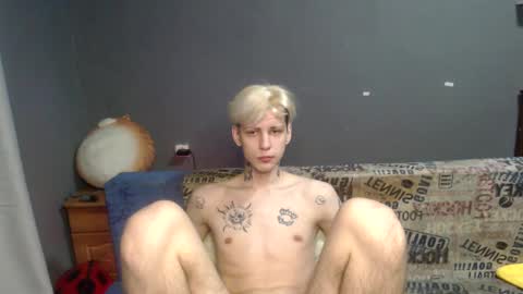 Snapshot of tosssska20 chatting on January 16, 2025, 5:55 pm Toshka online show from January 16, 2025, 5:55 pm