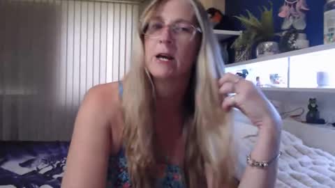 Milly online show from March 5, 2026, 12:39 am