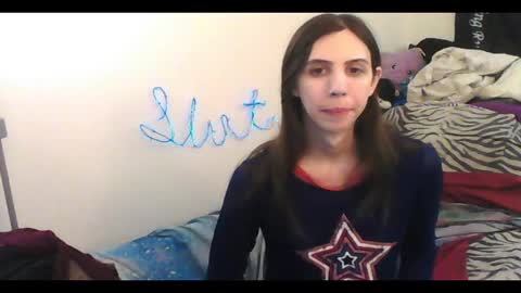 Luna online show from October 13, 2025, 2:11 am