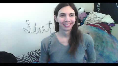 Luna online show from October 14, 2025, 8:31 pm