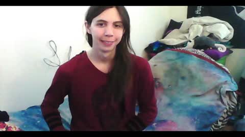 Luna online show from October 23, 2025, 8:18 pm