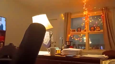 Snapshot of totallyawesome_65 chatting on January 11, 2026, 4:50 am totallyawesome_65 online show from January 11, 2026, 4:50 am