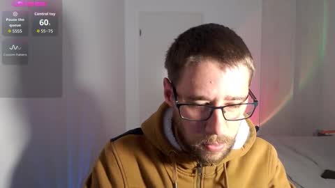 Thomas online show from October 8, 2025, 8:45 am