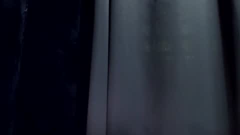 Snapshot of touch_by_touch chatting on November 22, 2025, 4:00 am touch_by_touch online show from November 22, 2025, 4:00 am