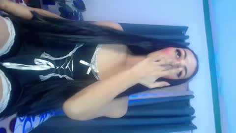 Snapshot of touch_my_body_daddy chatting on February 21, 2025, 10:59 pm touch_my_body_daddy online show from February 21, 2025, 10:59 pm