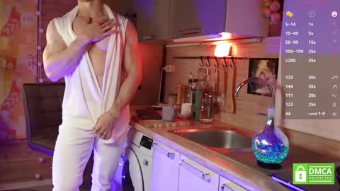 Paul online show from November 5, 2025, 4:01 am