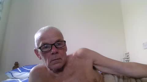 Snapshot of touche5656607203 chatting on February 24, 2025, 9:43 am touche5656607203 online show from February 24, 2025, 9:43 am