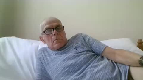 Snapshot of touche5656607203 chatting on March 3, 2026, 9:59 am touche5656607203 online show from March 3, 2026, 9:59 am