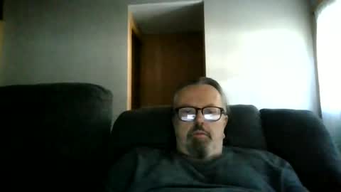 Snapshot of touchit9923 chatting on September 9, 2025, 12:37 pm jim online show from September 9, 2025, 12:37 pm