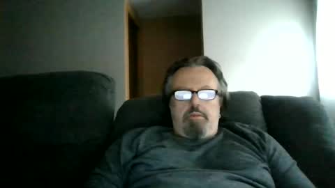 Snapshot of touchit9923 chatting on September 17, 2025, 12:29 pm jim online show from September 17, 2025, 12:29 pm