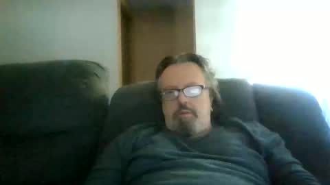 Snapshot of touchit9923 chatting on September 18, 2025, 5:37 pm jim online show from September 18, 2025, 5:37 pm