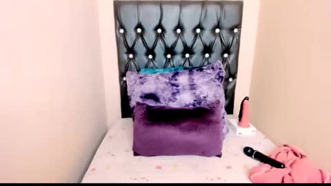 toxicfantasy4u online show from February 24, 2026, 4:49 pm