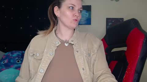 Lilly Miss Mistress Goddess Maam Queen Boss online show from December 21, 2024, 8:28 am