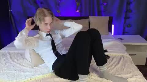 Snapshot of toxicpassion chatting on November 25, 2025, 1:22 pm Max online show from November 25, 2025, 1:22 pm