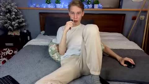 Snapshot of toxicpassion chatting on January 8, 2026, 1:57 pm Max online show from January 8, 2026, 1:57 pm