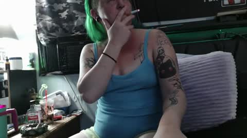 Snapshot of toxictemptress420 chatting on February 3, 2026, 4:43 am ToxicTemptress420 online show from February 3, 2026, 4:43 am