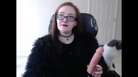 Snapshot of toxikink chatting on April 2, 2026, 10:07 pm toxikink online show from April 2, 2026, 10:07 pm