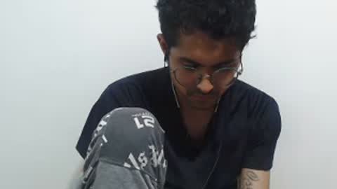 Snapshot of toy_sweet chatting on July 17, 2026, 1:01 am Xander online show from July 17, 2026, 1:01 am