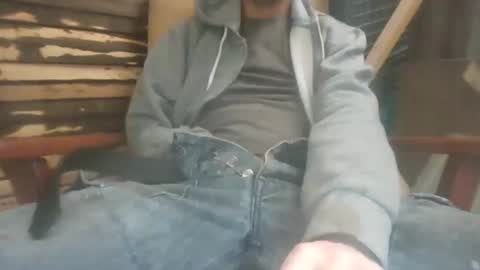 Snapshot of tr8e035 chatting on December 14, 2025, 12:21 pm tr8e035 online show from December 14, 2025, 12:21 pm