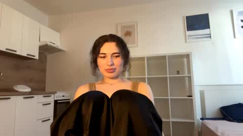 Snapshot of tracithetford chatting on August 3, 2026, 12:10 pm Alex3 online show from August 3, 2026, 12:10 pm