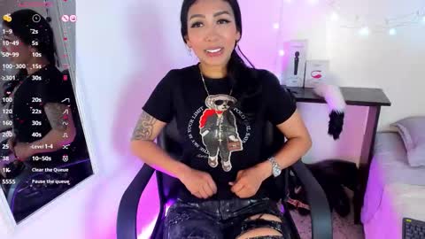 Snapshot of tracy_lambo chatting on October 29, 2025, 10:55 pm tracy online show from October 29, 2025, 10:55 pm