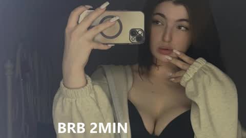 Snapshot of trangarlick chatting on September 14, 2025, 6:07 pm Amelia online show from September 14, 2025, 6:07 pm