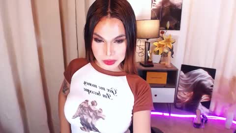 Snapshot of transgoddessselena chatting on December 20, 2025, 8:21 am Selena the real cummer online show from December 20, 2025, 8:21 am