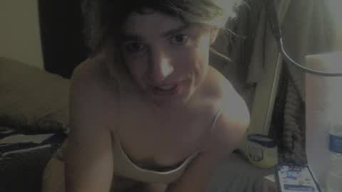 transhottie02 online show from July 12, 2026, 1:13 pm