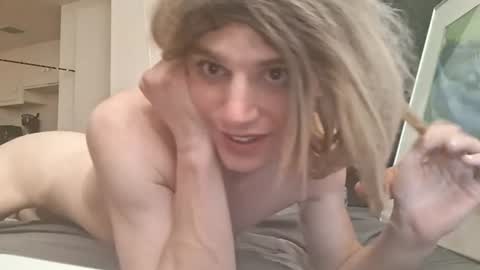 transhottie02 online show from July 14, 2026, 3:07 pm