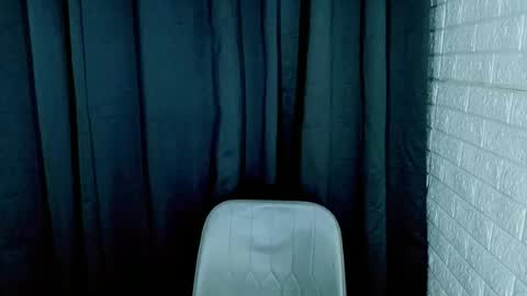 Chloe online show from July 4, 2026, 1:34 am