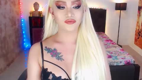 KYLIE BELLA  TS online show from February 2, 2026, 6:39 pm