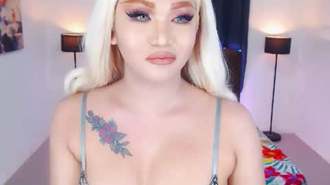 KYLIE BELLA  TS online show from April 6, 2026, 8:48 am