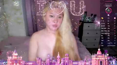 BELLA online show from November 3, 2025, 8:59 am