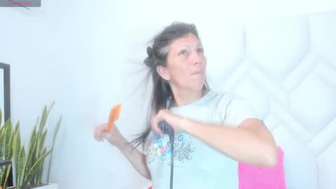 Snapshot of transwhore_ chatting on April 2, 2026, 7:44 pm CLEO online show from April 2, 2026, 7:44 pm