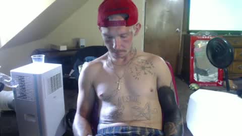 Snapshot of trapb606_2 chatting on June 28, 2026, 8:37 pm trapb606_2 online show from June 28, 2026, 8:37 pm