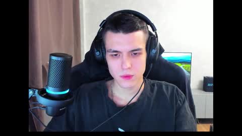 Snapshot of travisrivas chatting on February 28, 2025, 7:25 pm travisrivas online show from February 28, 2025, 7:25 pm