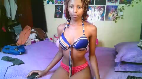 Snapshot of trazic_ chatting on November 20, 2025, 8:19 pm trazic_ online show from November 20, 2025, 8:19 pm