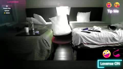Snapshot of trea2139 chatting on September 29, 2025, 9:08 pm Trea online show from September 29, 2025, 9:08 pm