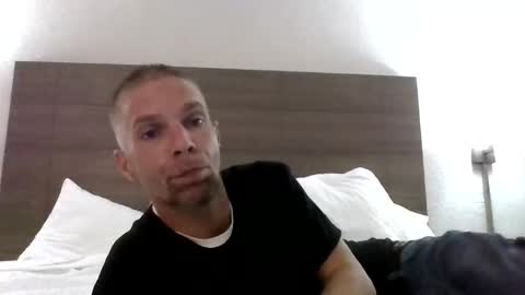 TreeBurner1 online show from October 18, 2025, 5:14 pm