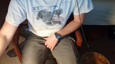 Snapshot of treehugger1711 chatting on March 1, 2026, 9:00 am treehugger1711 online show from March 1, 2026, 9:00 am