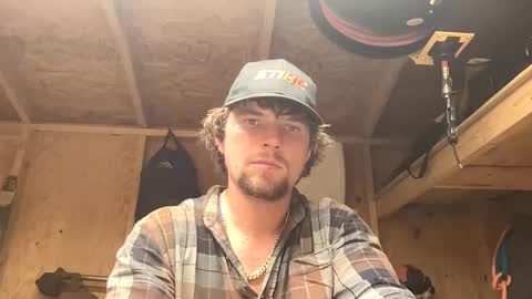 Snapshot of treeman817 chatting on March 9, 2026, 8:35 pm treeman817 online show from March 9, 2026, 8:35 pm