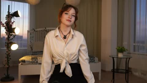 Hello im Rose 3 online show from April 12, 2026, 3:06 pm