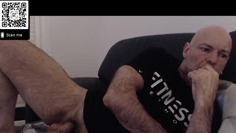 Snapshot of treimann chatting on November 2, 2025, 8:22 pm Thorcci online show from November 2, 2025, 8:22 pm