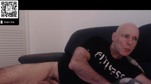 Snapshot of treimann chatting on November 23, 2025, 9:36 pm Thorcci online show from November 23, 2025, 9:36 pm