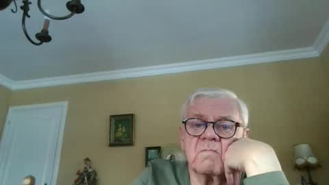 Snapshot of trekbeestje1 chatting on January 6, 2026, 2:21 pm trekbeestje online show from January 6, 2026, 2:21 pm