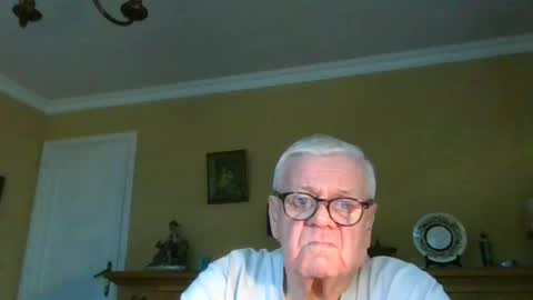 Snapshot of trekbeestje1 chatting on January 14, 2026, 2:55 pm trekbeestje online show from January 14, 2026, 2:55 pm